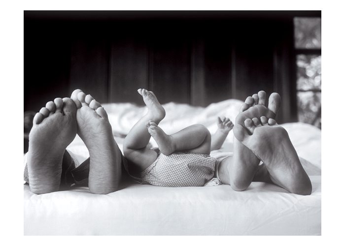 New Baby Card Feet In Bed