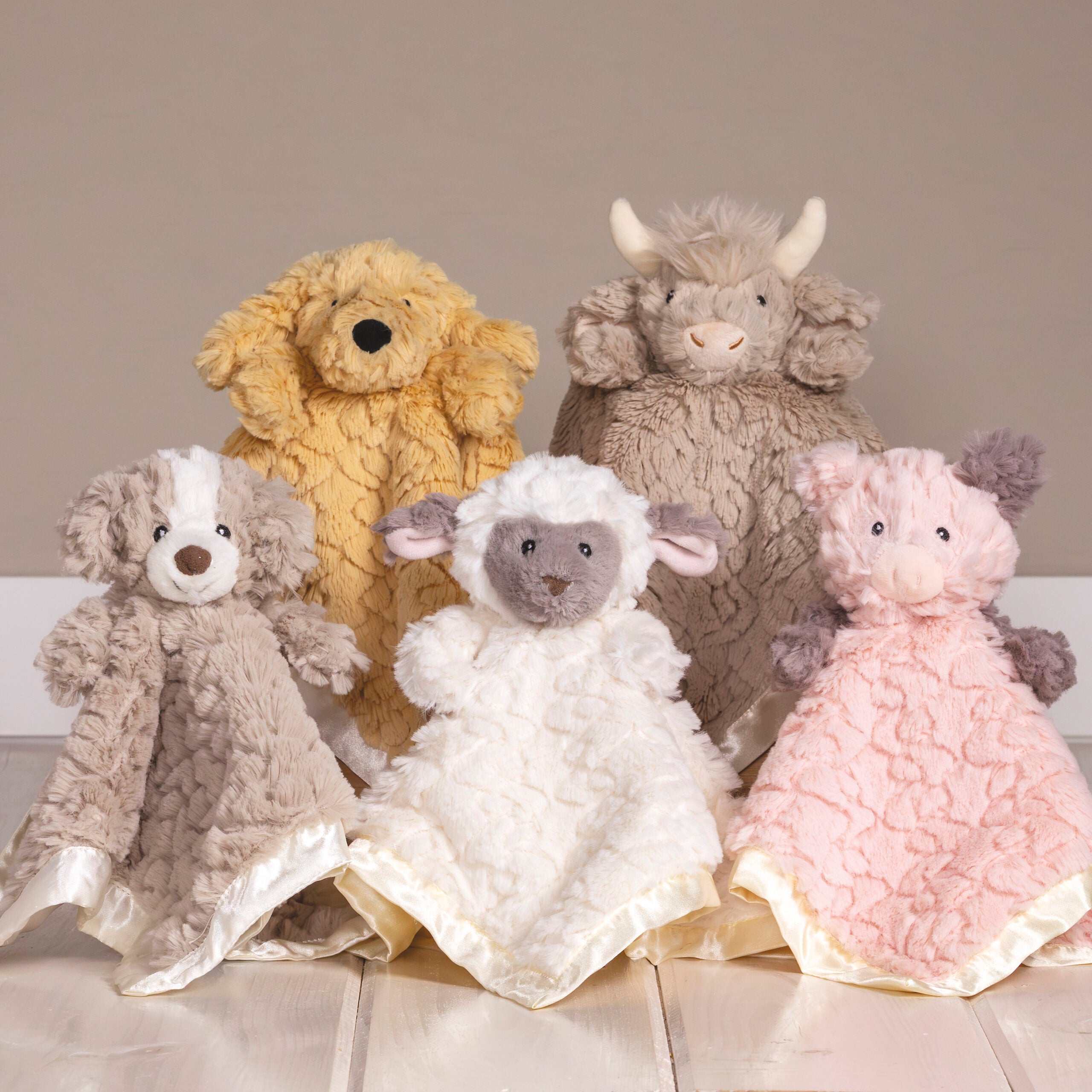 Putty Nursery Hound Character Blanket