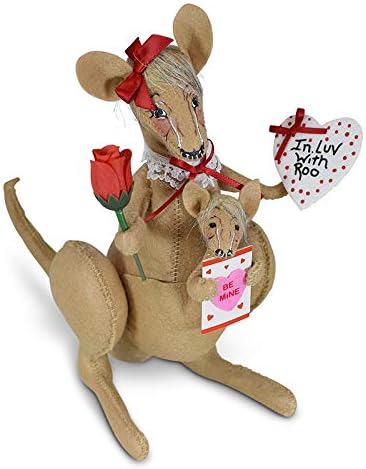 Annalee 10" Valentine Delivery Kangaroo